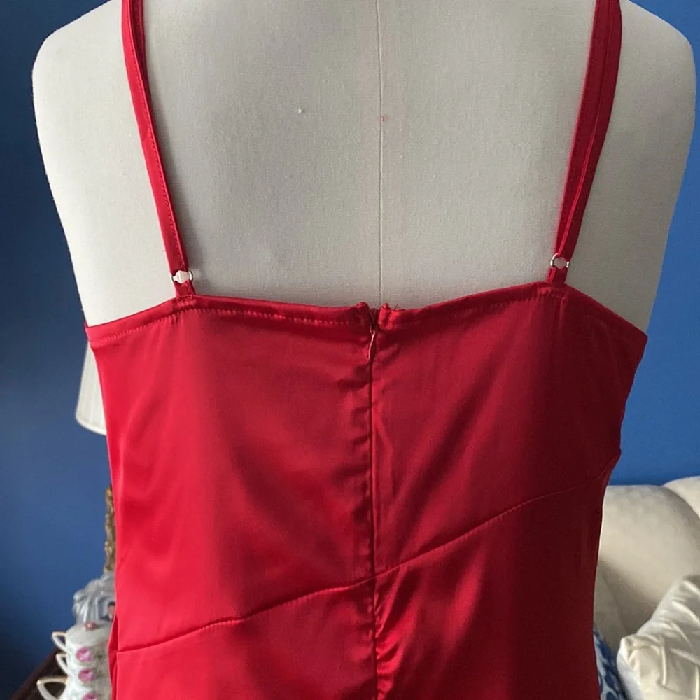 ❤️🤍💙 Red Bias cut slip dress - Picture 4 of 7